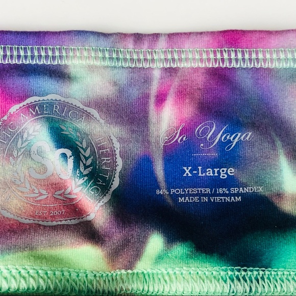 Yoga, running, workout capris and sports bra - Picture 8 of 10